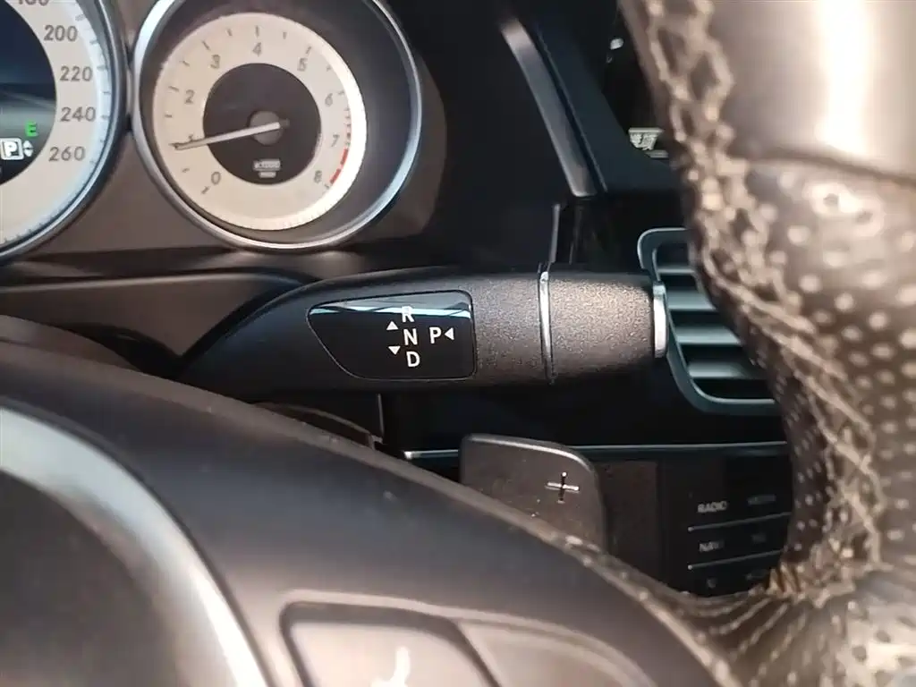 Mercedes-Benz E-Class 2015 Facelift E 200 L Sport фото 14