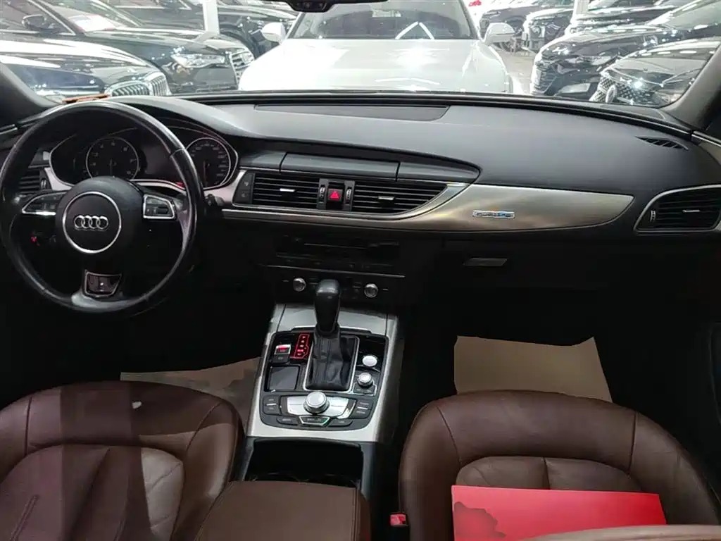Audi A6L 2018 30th Anniversary 45 TFSI quattro Sport фото 10