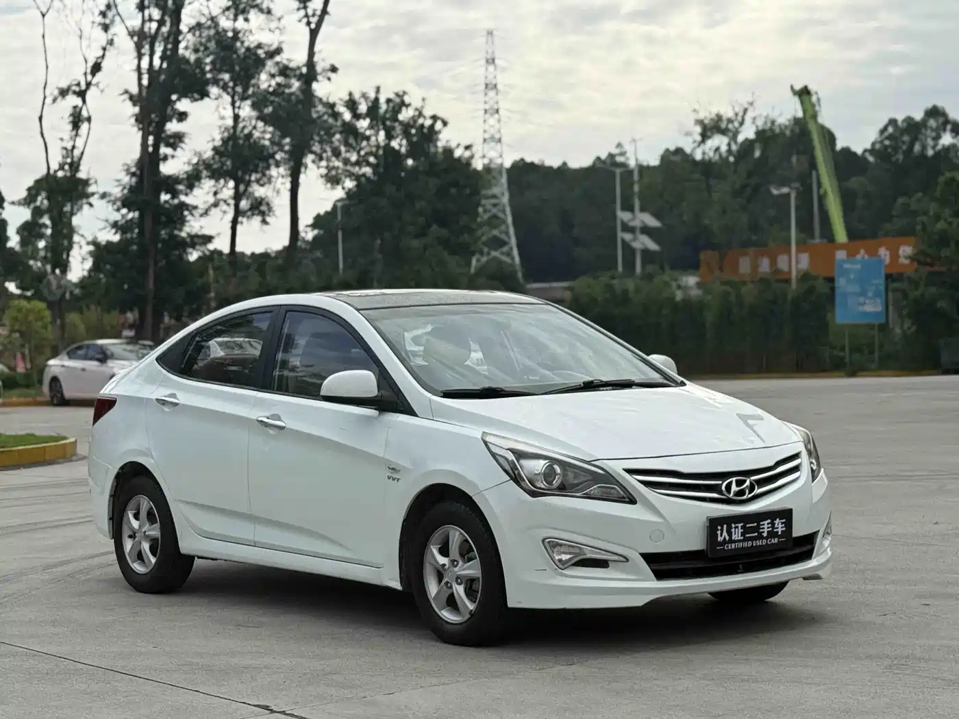 Hyundai Verna 2014 1.4L Automatic Leading GLX