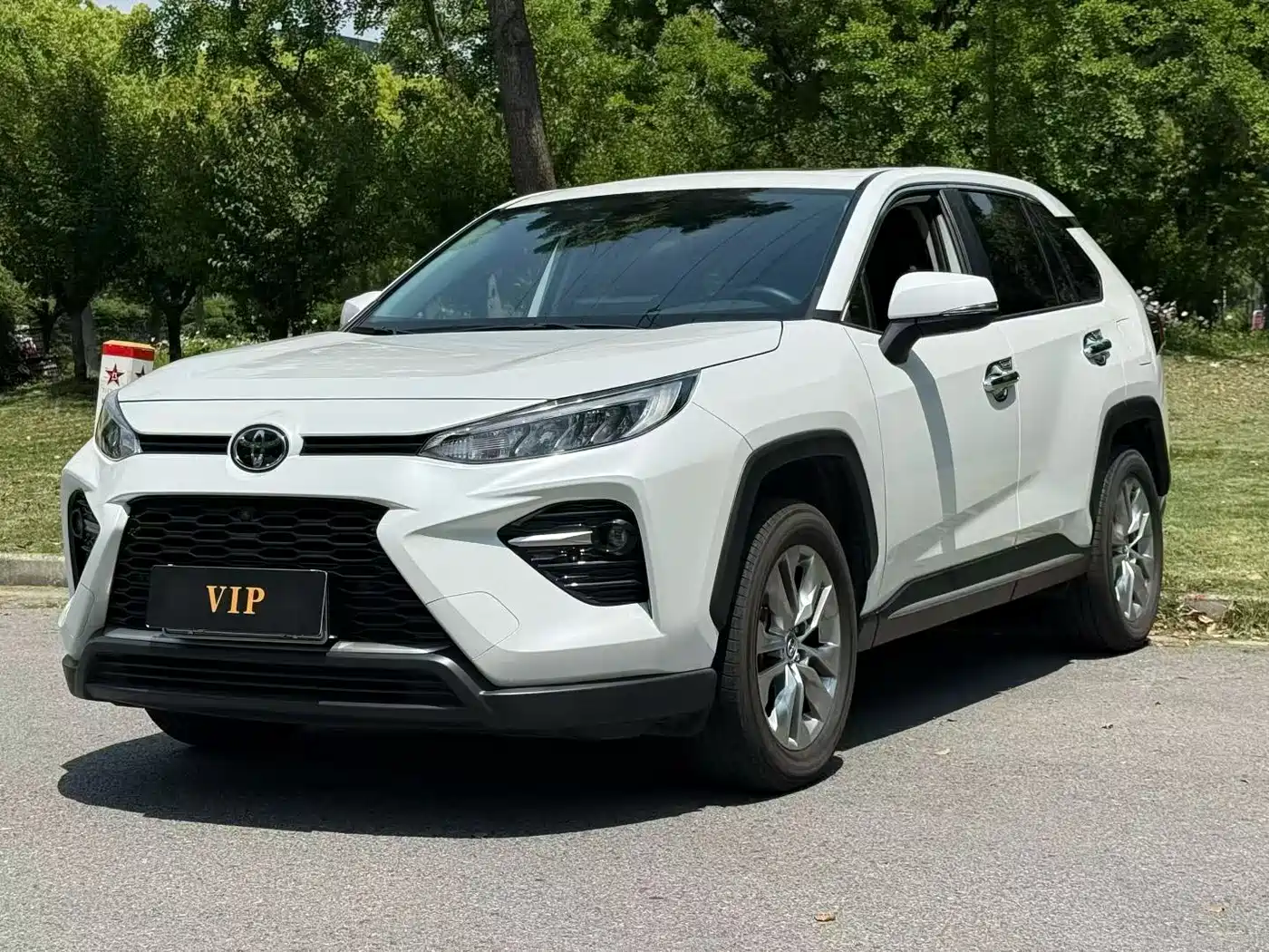 Toyota Wildlander 2022 2.0L CVT FWD Luxury PLUS Edition