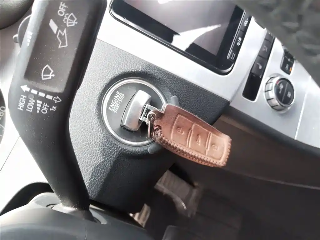 Volkswagen FAW-Volkswagen CC 2016 Model 1.8TSI Premium фото 12