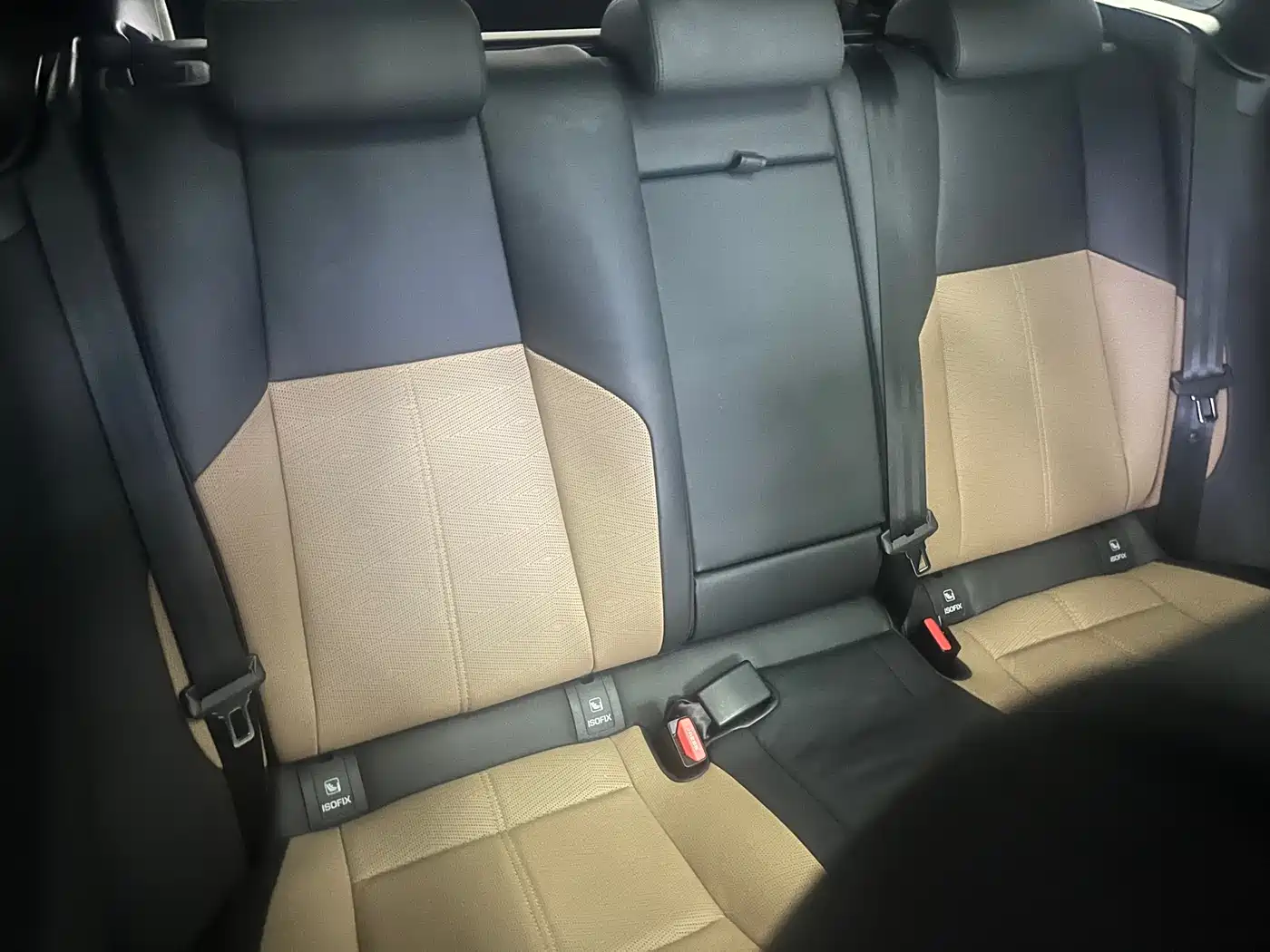Land Rover Range Rover Velar 2024 Dynamic HSE фото 8