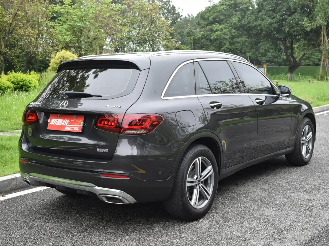 Mercedes-Benz GLC 2021 GLC 260 L 4MATIC Sporty фото 6
