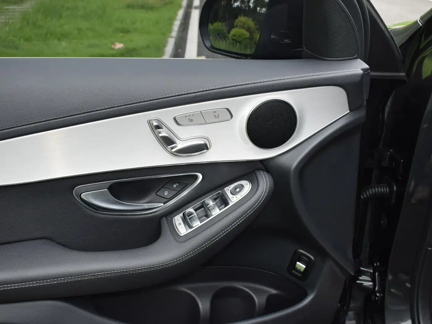 Mercedes-Benz GLC 2021 GLC 260 L 4MATIC Sporty фото 19
