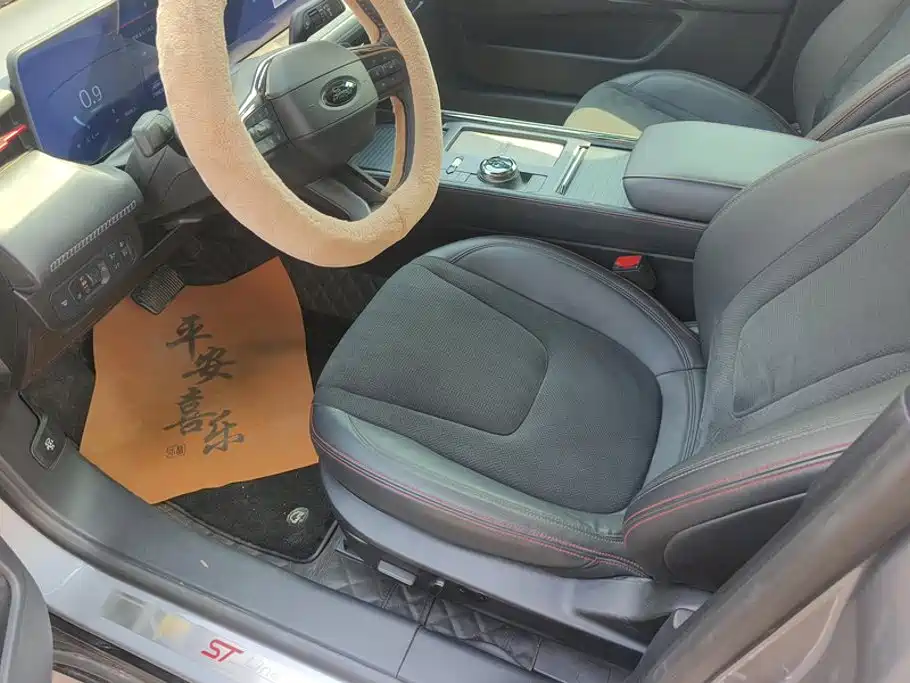 Фото 9 - Ford Mondeo