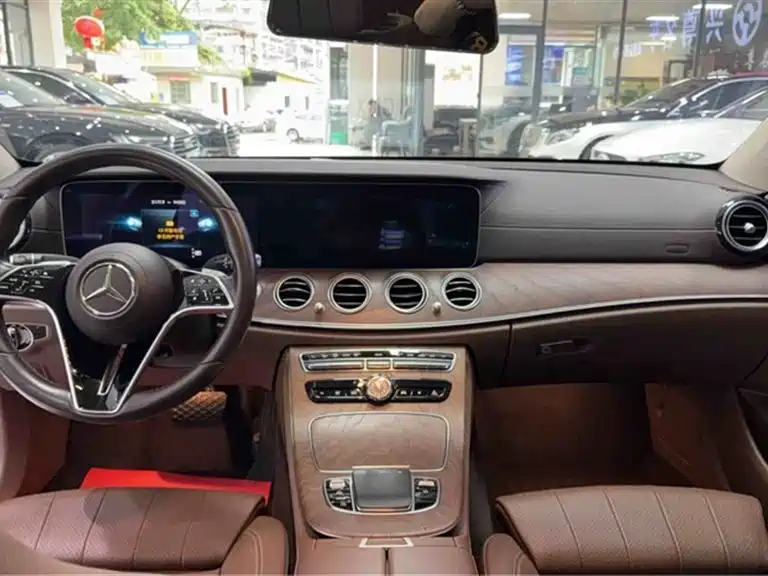 Mercedes-Benz E-Class 2022 Facelift E 260 L фото 8