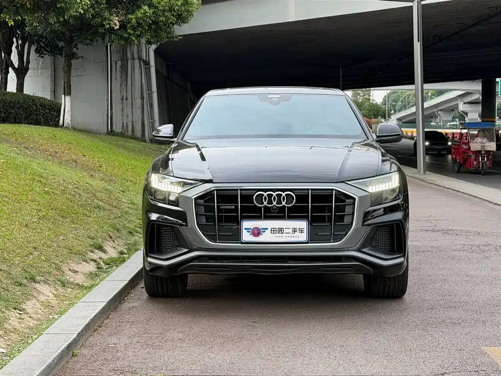Audi Q8 2021 Model 55 TFSI Premium Dynamic фото 2