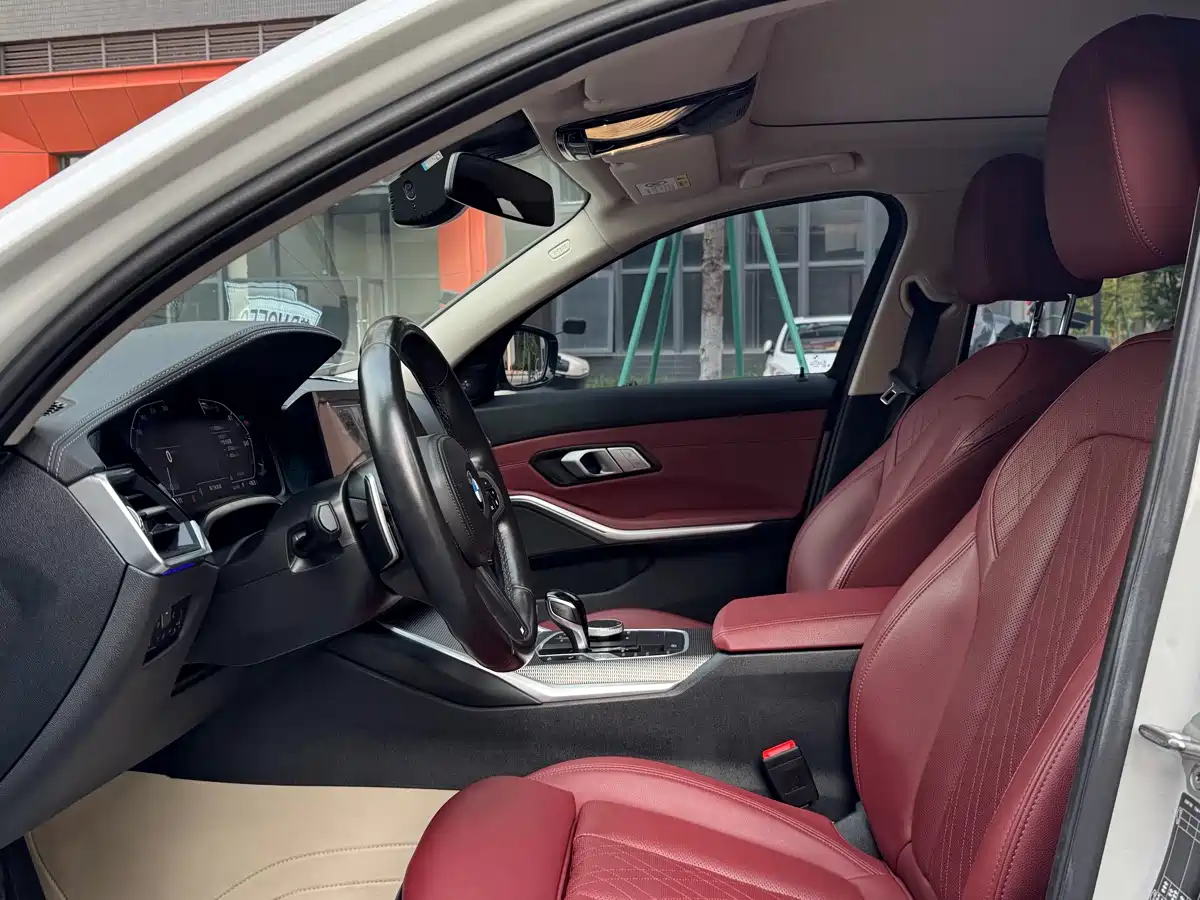 BMW 3 Series 2022 325Li M Sport Shadow Edition фото 8