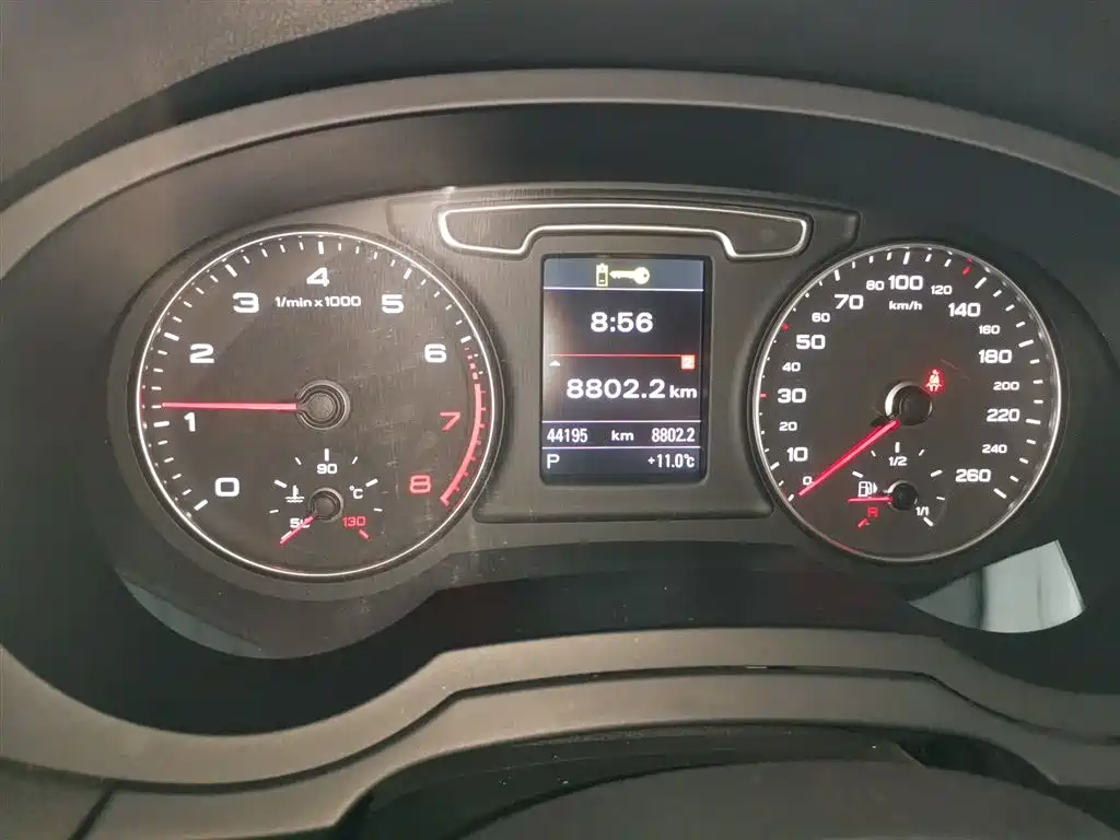 Audi Q3 2015 35 TFSI quattro Millionth Anniversary Premium фото 12