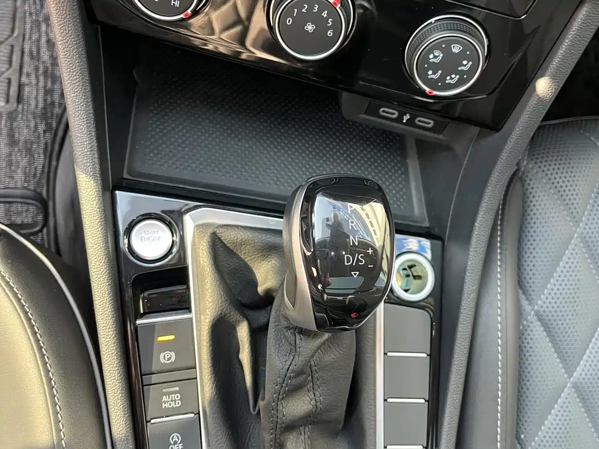 Volkswagen Sagitar 2024 300TSI DSG Surpass Edition фото 22