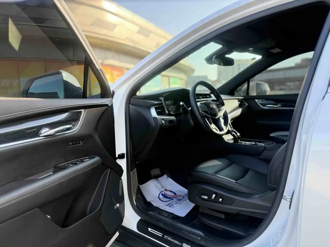 CADILLAC XT5