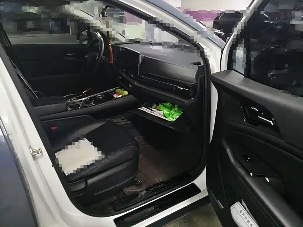 Фото 10 - Kia Sportage