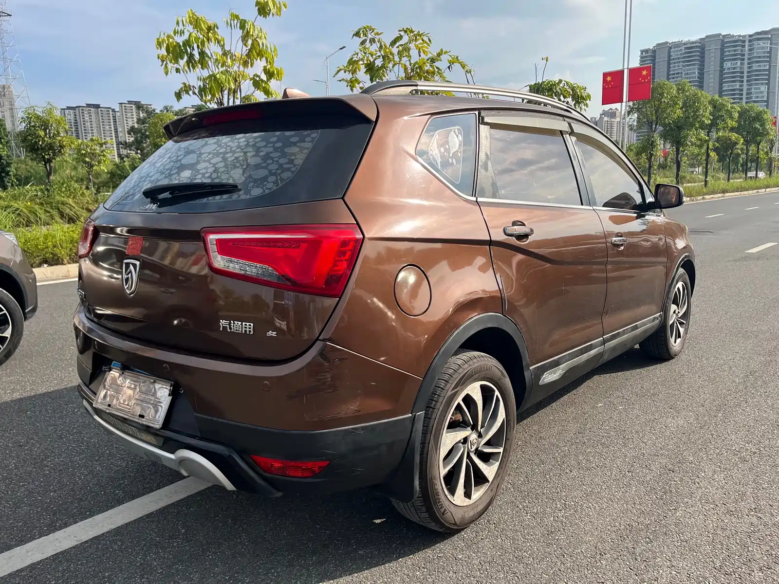 Фото 5 - Baojun 560