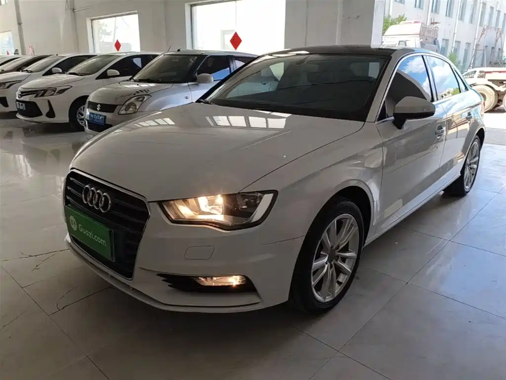 Audi A3 2014 Limousine 35 TFSI Auto Progressive фото 2