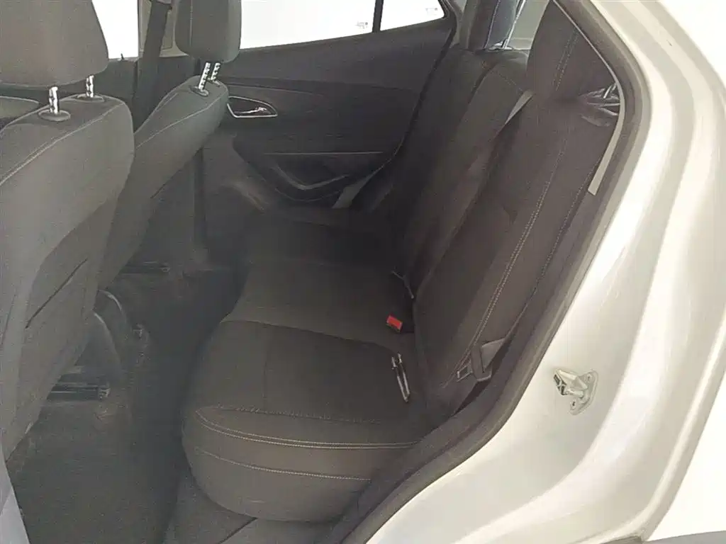 Buick Encore 2015 1.4T Automatic 2WD Urban Elite фото 17