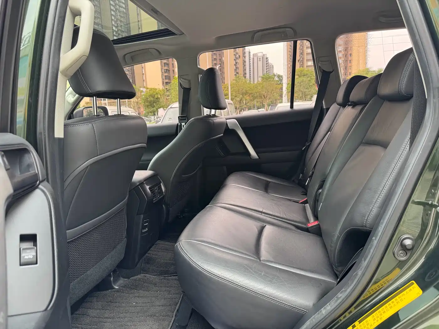 Toyota Prado (Import) 2014 2.7L Automatic Standard Edition фото 5