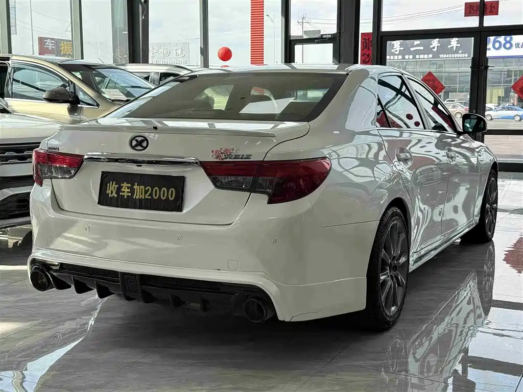 Toyota Reiz 2013 2.5V Premium Edition фото 8