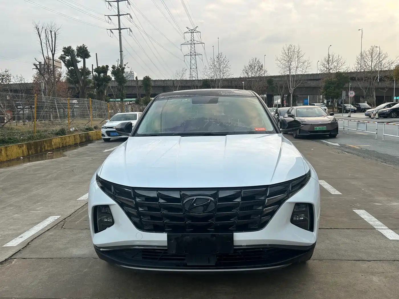 HYUNDAI TUCSON