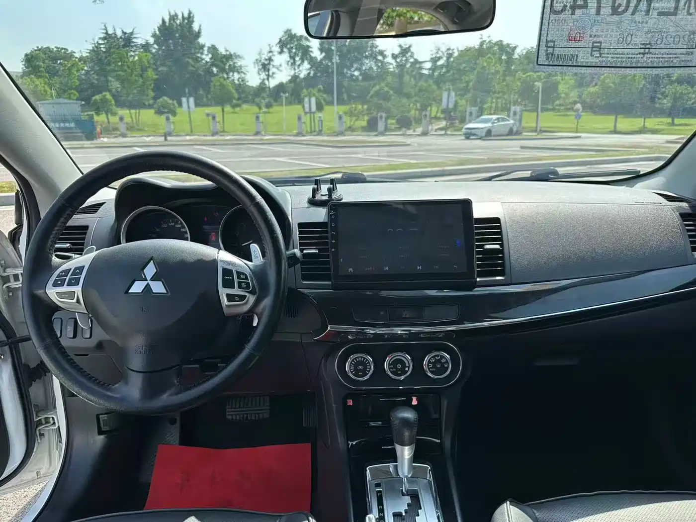 Mitsubishi Lancer EX 2013 ZhiShang Edition 1.8L CVT Luxury фото 10