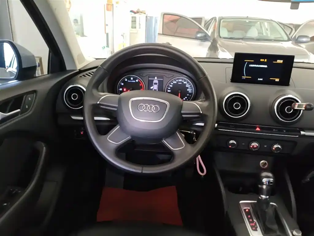 Audi A3 2014 Limousine 35 TFSI Auto Progressive фото 11