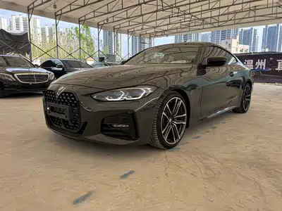BMW 4