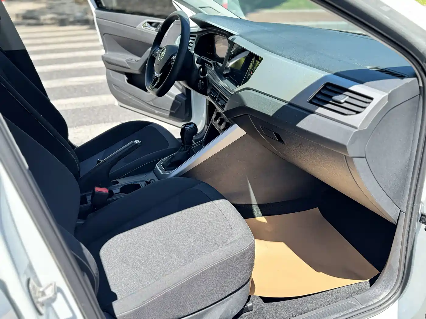 Volkswagen Polo 2023 Facelift Plus 1.5L Auto Joyful Living Edition фото 10