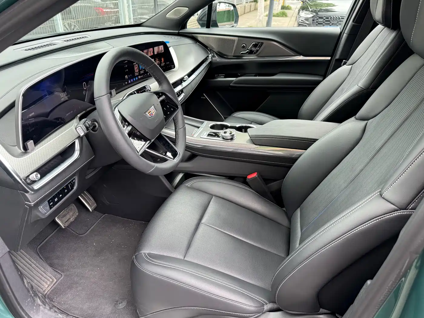Cadillac XT5 2026 2.0T Premium Model фото 7