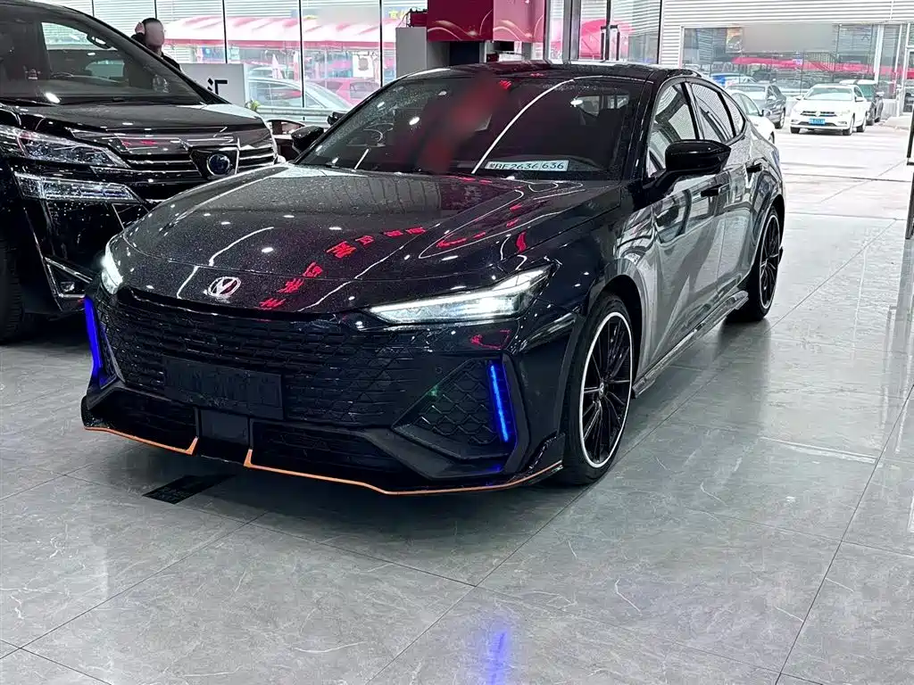 CHANGAN UNI-V