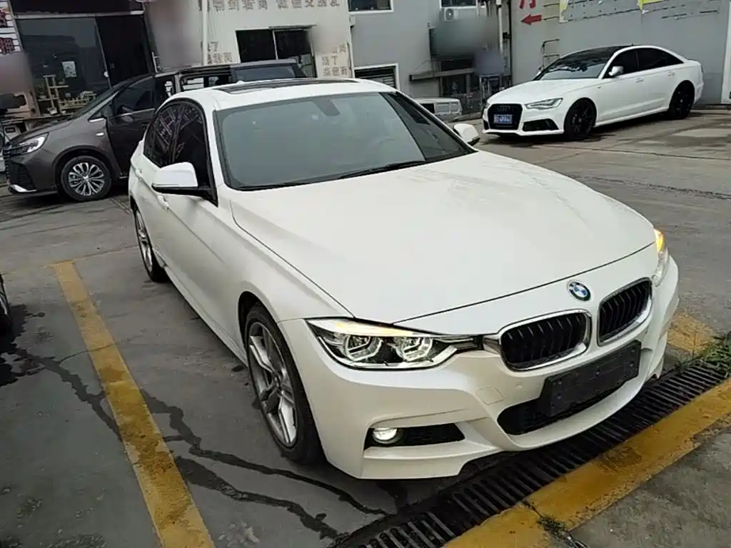 BMW 3 Series 2018 320i M Sport Package фото 4