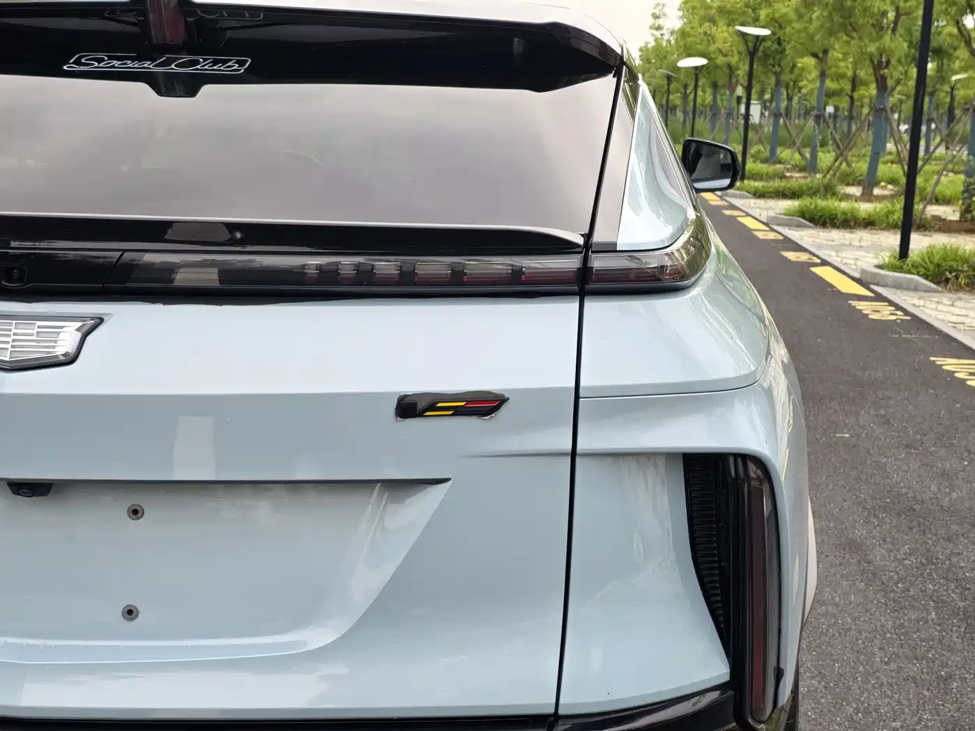 Cadillac IQ Rui Ge 2022 RWD Long Range Luxury Edition фото 25