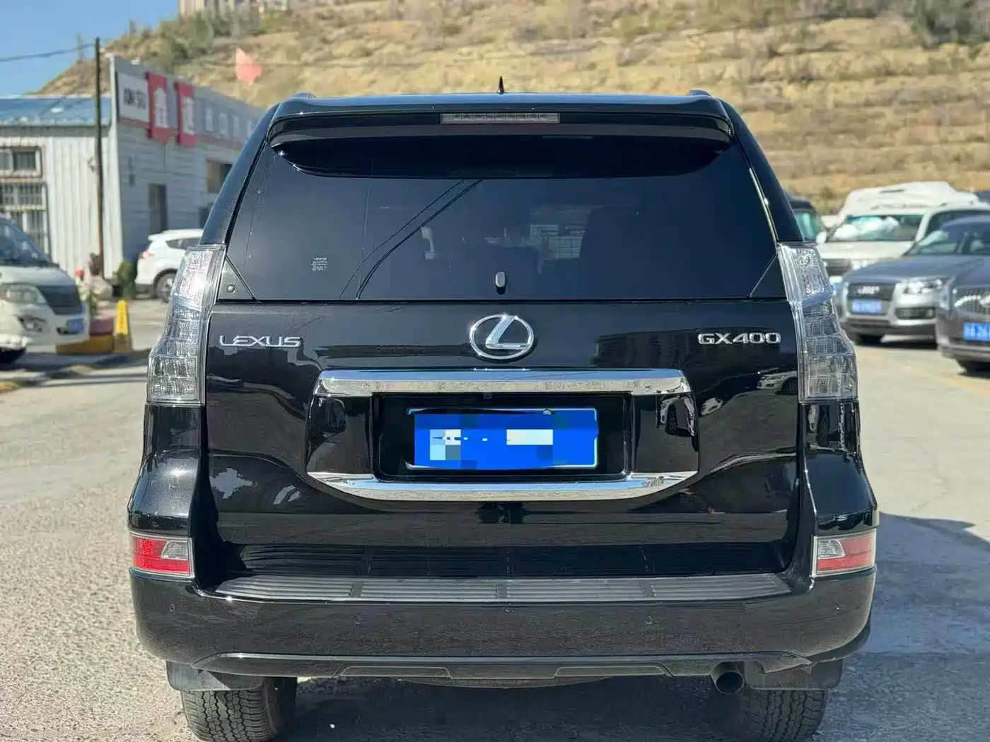Фото 8 - Lexus GX