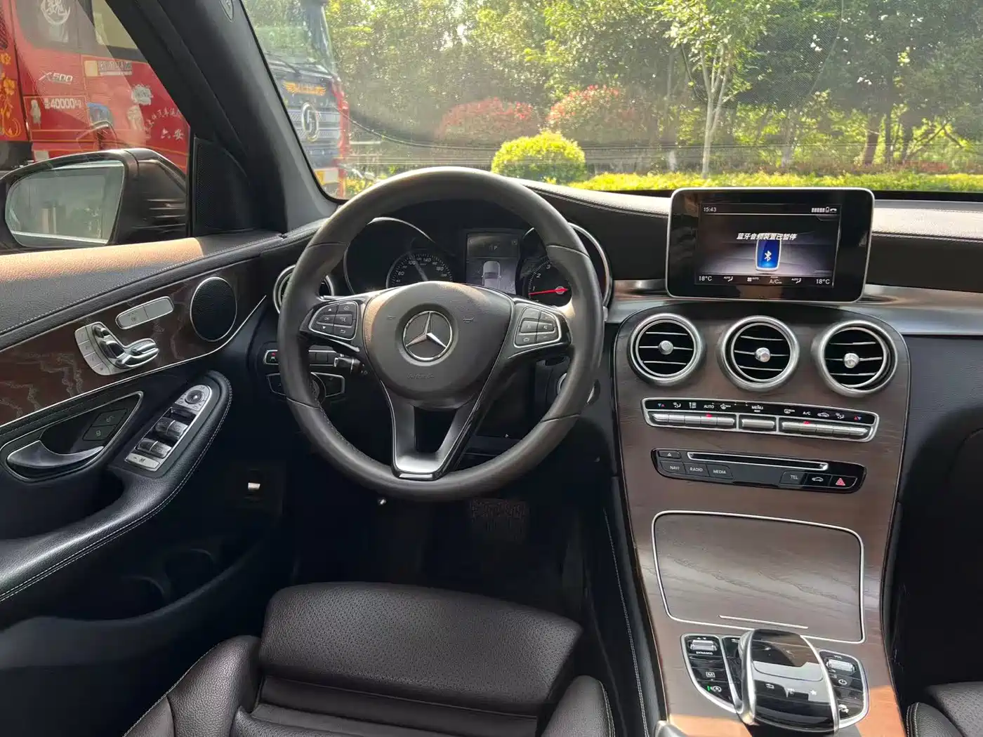 Mercedes-Benz GLC 2018 GLC 300 4MATIC Dynamic фото 14