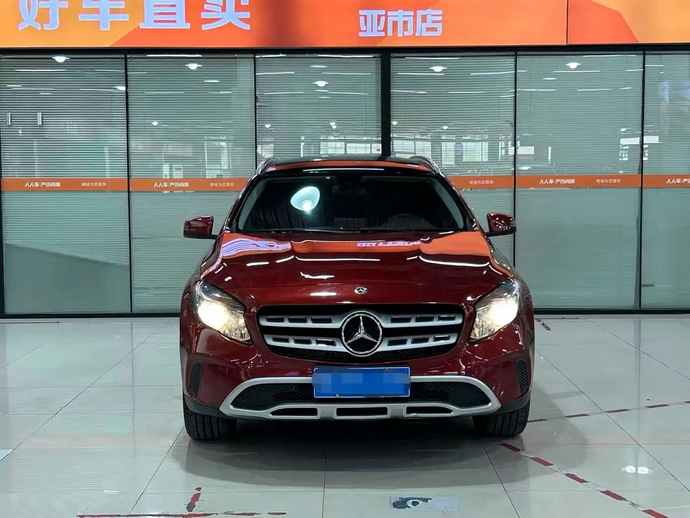 Mercedes-Benz GLA 2018 GLA 200 Dynamic фото 2