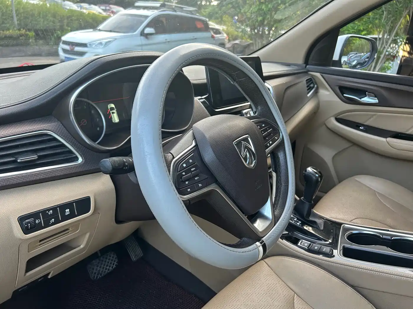 Baojun 730 2019 2017 1.8L iAMT Luxury 7-Seater