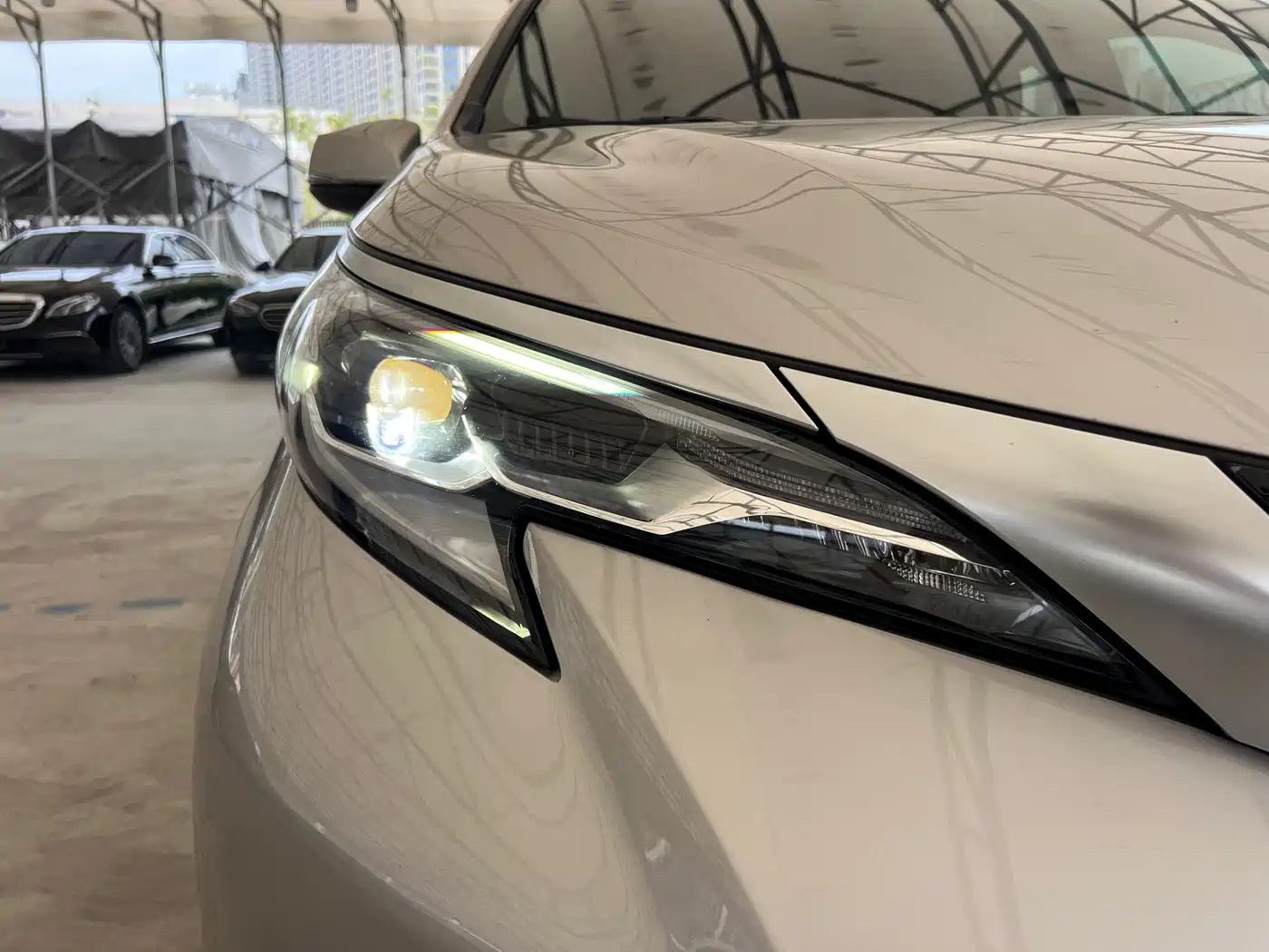 Toyota Sienna 2021 2.5L Hybrid Premium Edition фото 14