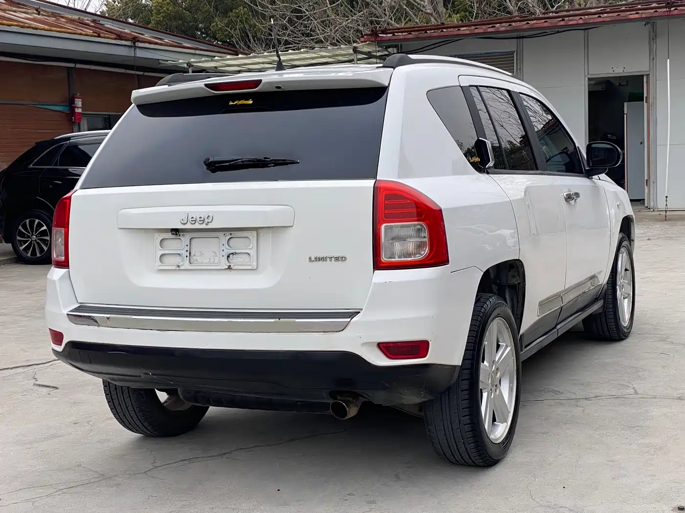 Фото 13 - Jeep Compass (Import)