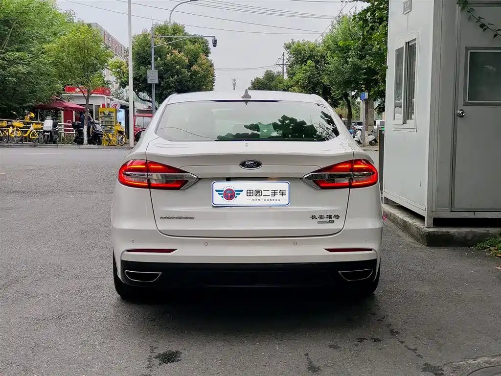 FORD MONDEO