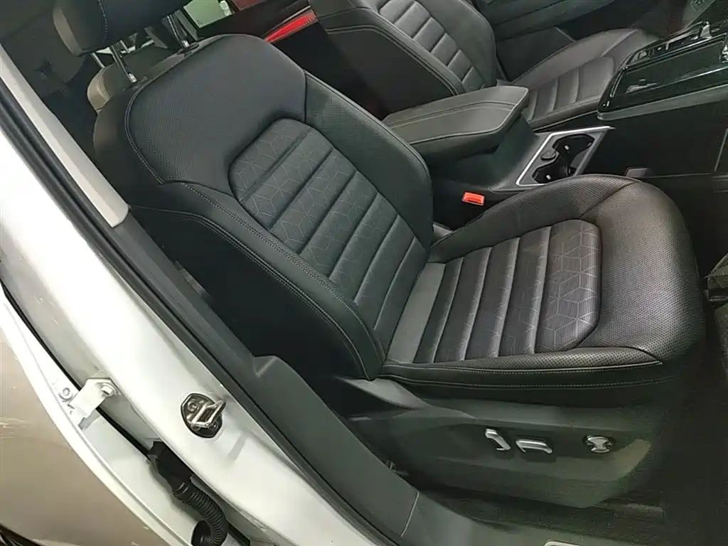 Volkswagen Talagon 2021 380TSI 4WD Luxury Premium Edition Pro фото 25