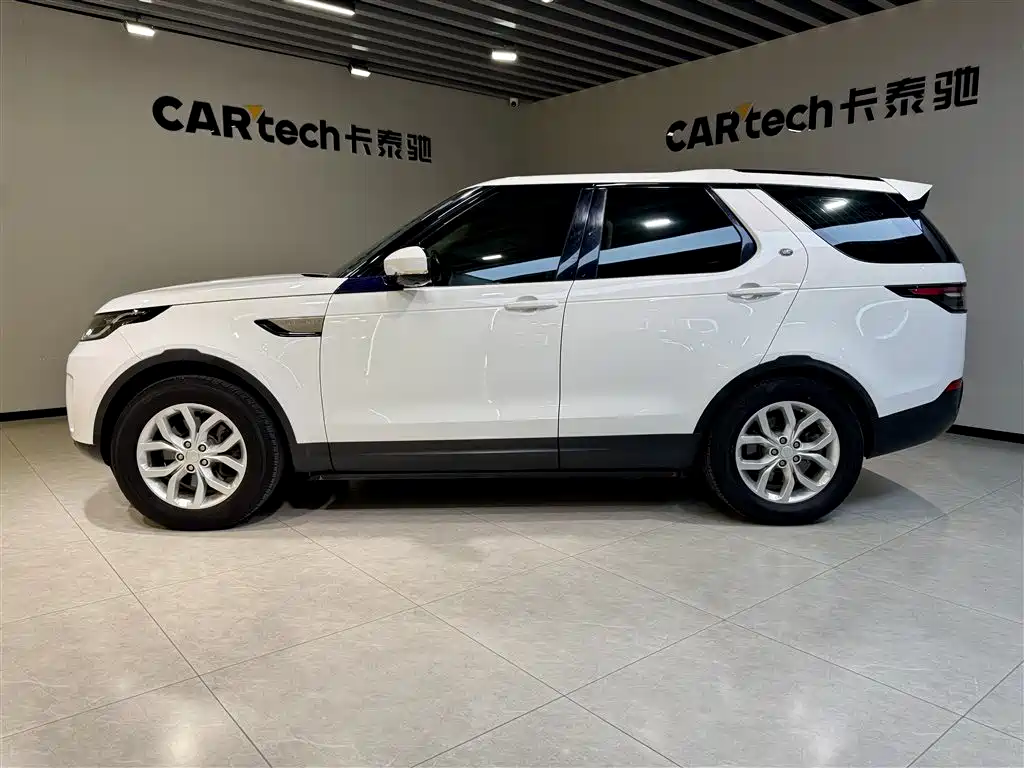 Land Rover Discovery 2018 3.0 SC V6 SE фото 7