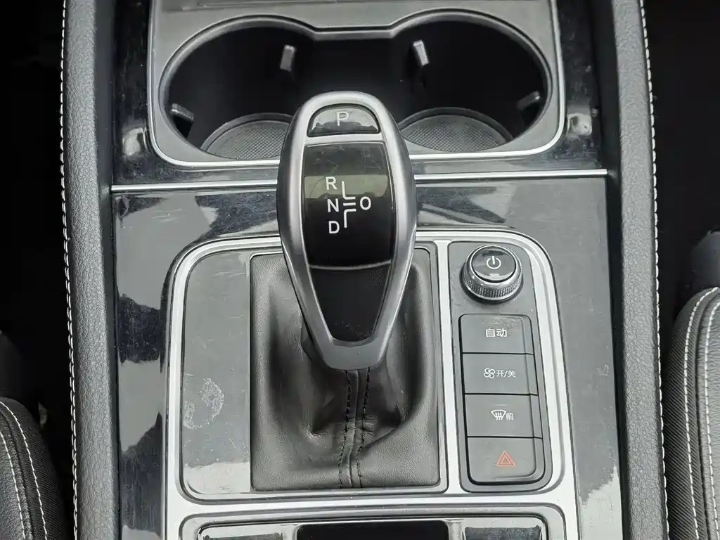 BYD Song MAX 2021 Upgrade 1.5T Automatic Luxury Edition 7-Seater фото 13
