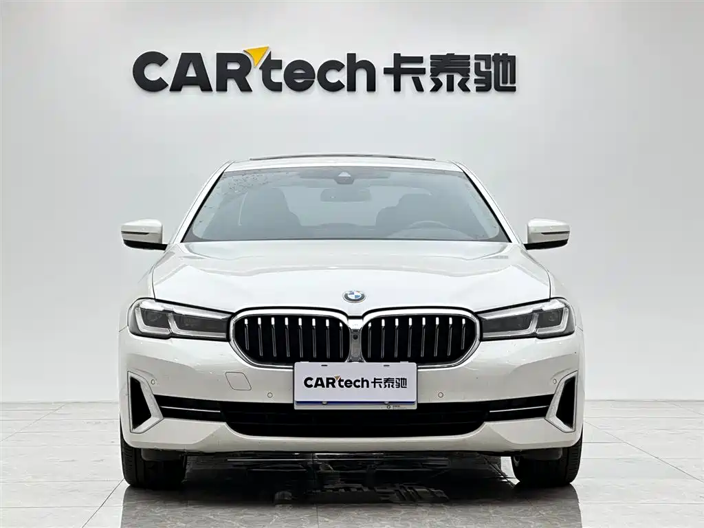 BMW 5 Series 2023 530Li Premium Luxury Package фото 7