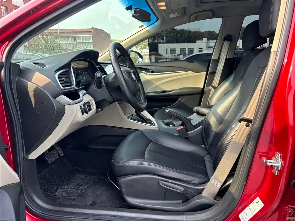 Buick Excelle 2017 15N Automatic Elite фото 5