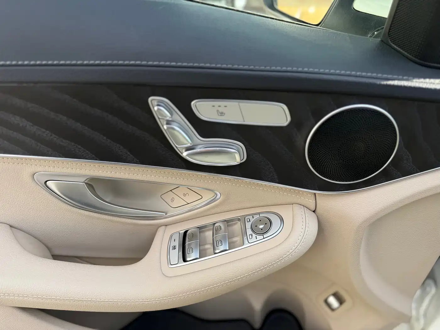 Mercedes-Benz C-Class 2015 2015 Facelift C 200 L Sport