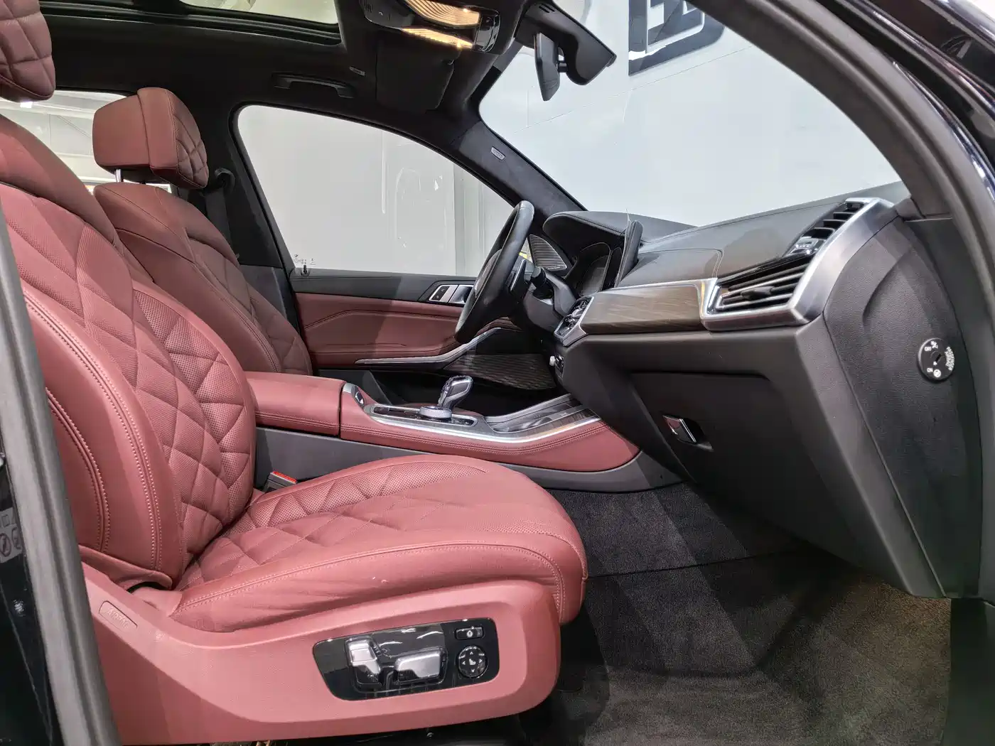 BMW X5 2022 Facelift xDrive 40Li M Sport Package фото 17