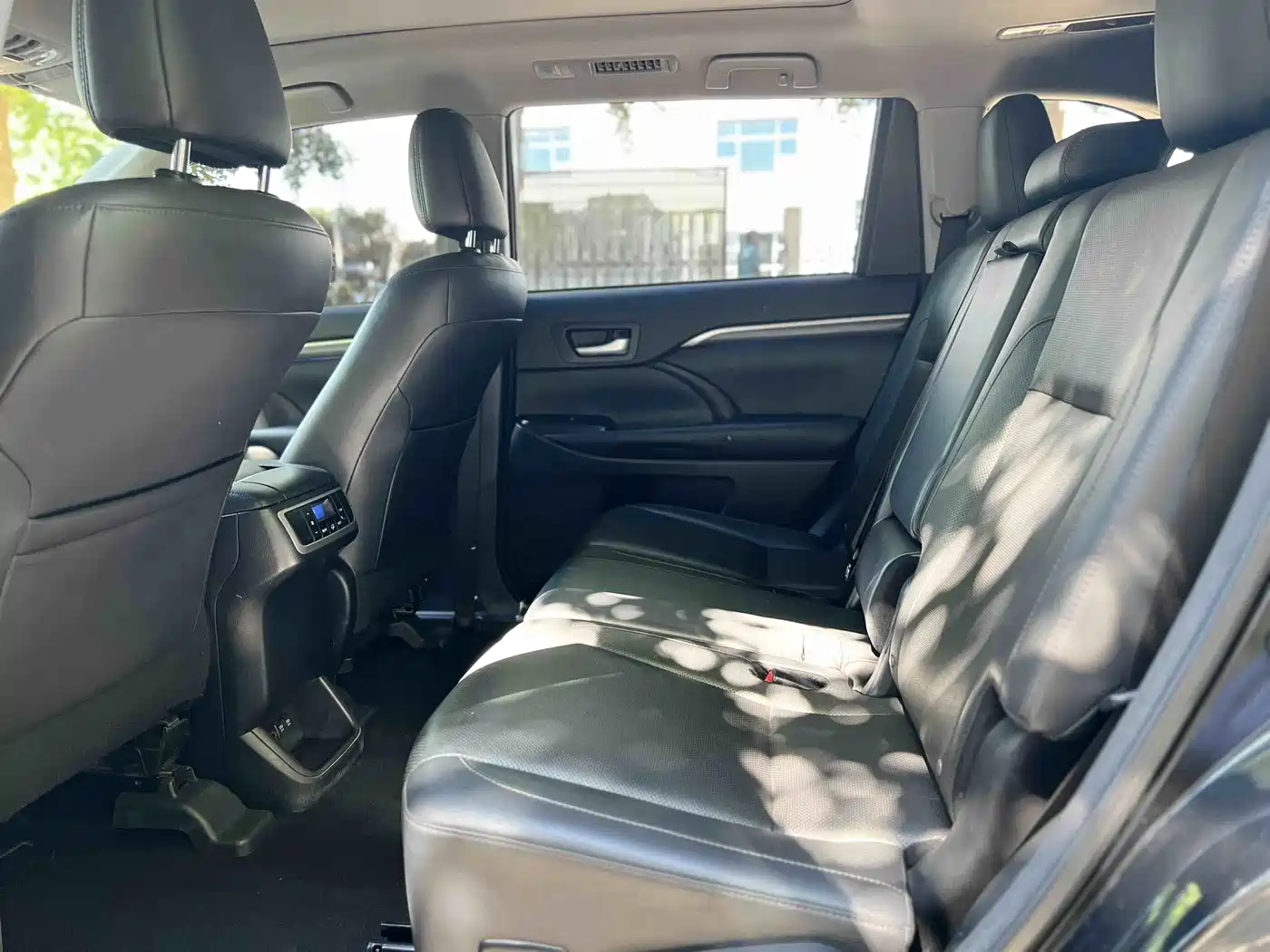 Toyota Highlander 2018 2.0T 4WD Ultimate 7-seater (China V) фото 12