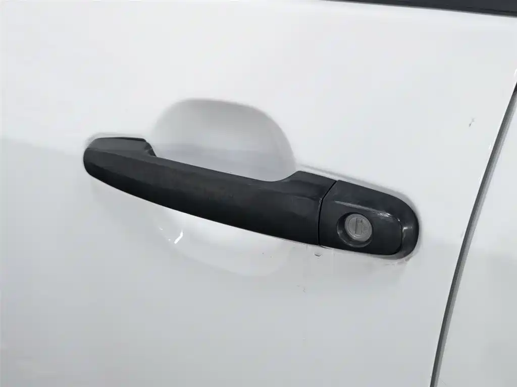 BYD F3 2012 Energy-saving Edition 1.5L Manual Comfort фото 18
