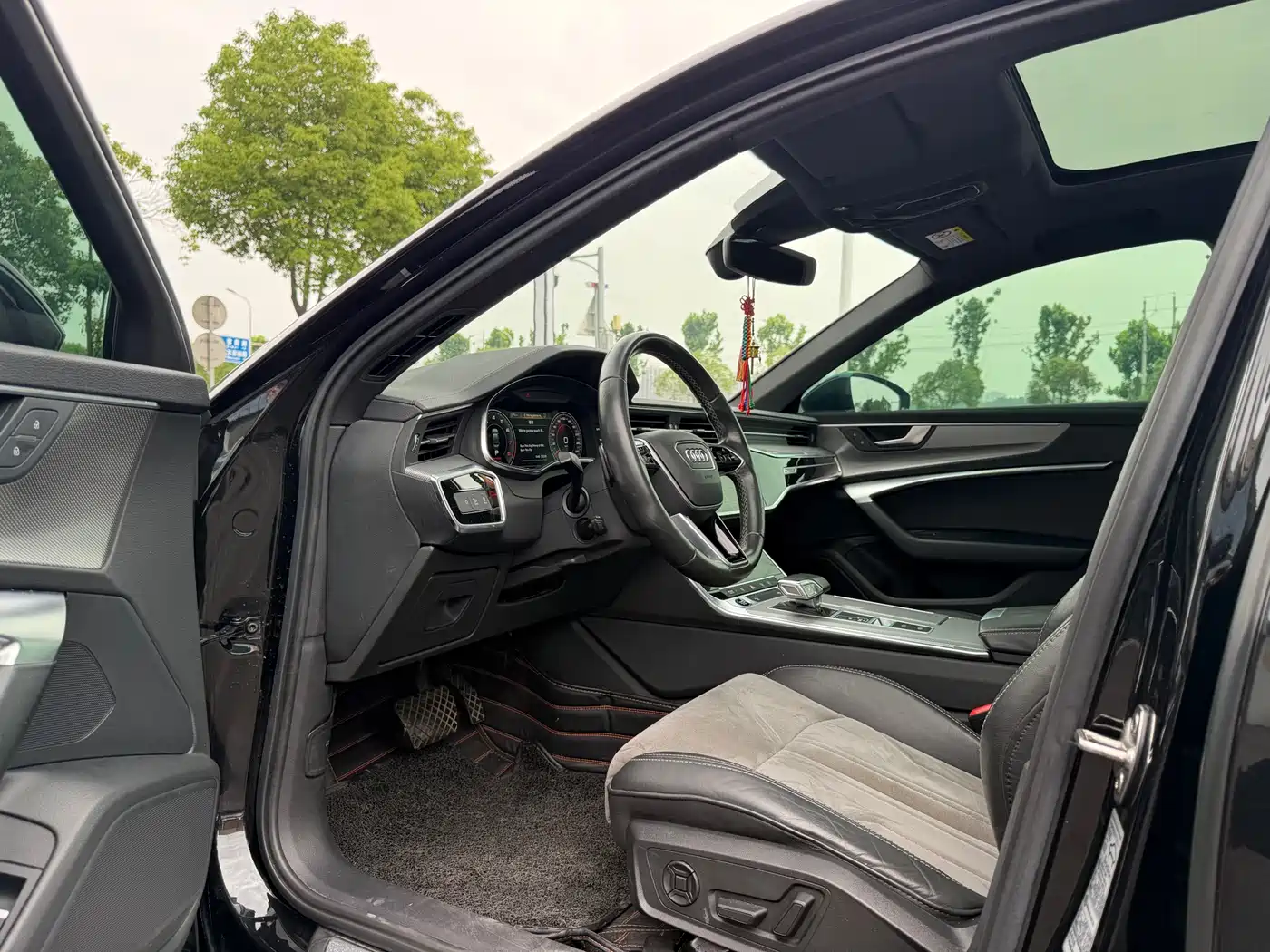 Audi A6L 2021 45 TFSI Exclusive Sport фото 8