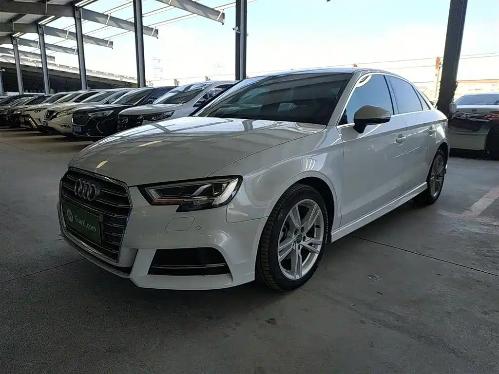 Audi A3 2020 Limousine 35 TFSI Fashion China VI фото 2