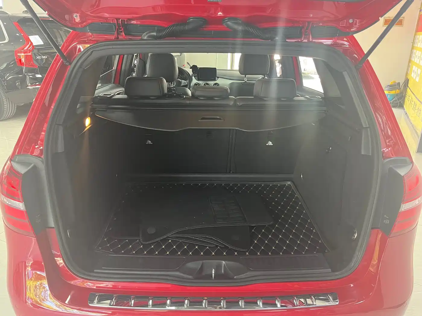 Mercedes-Benz B-Class 2016 B 200 Collector's Edition фото 12