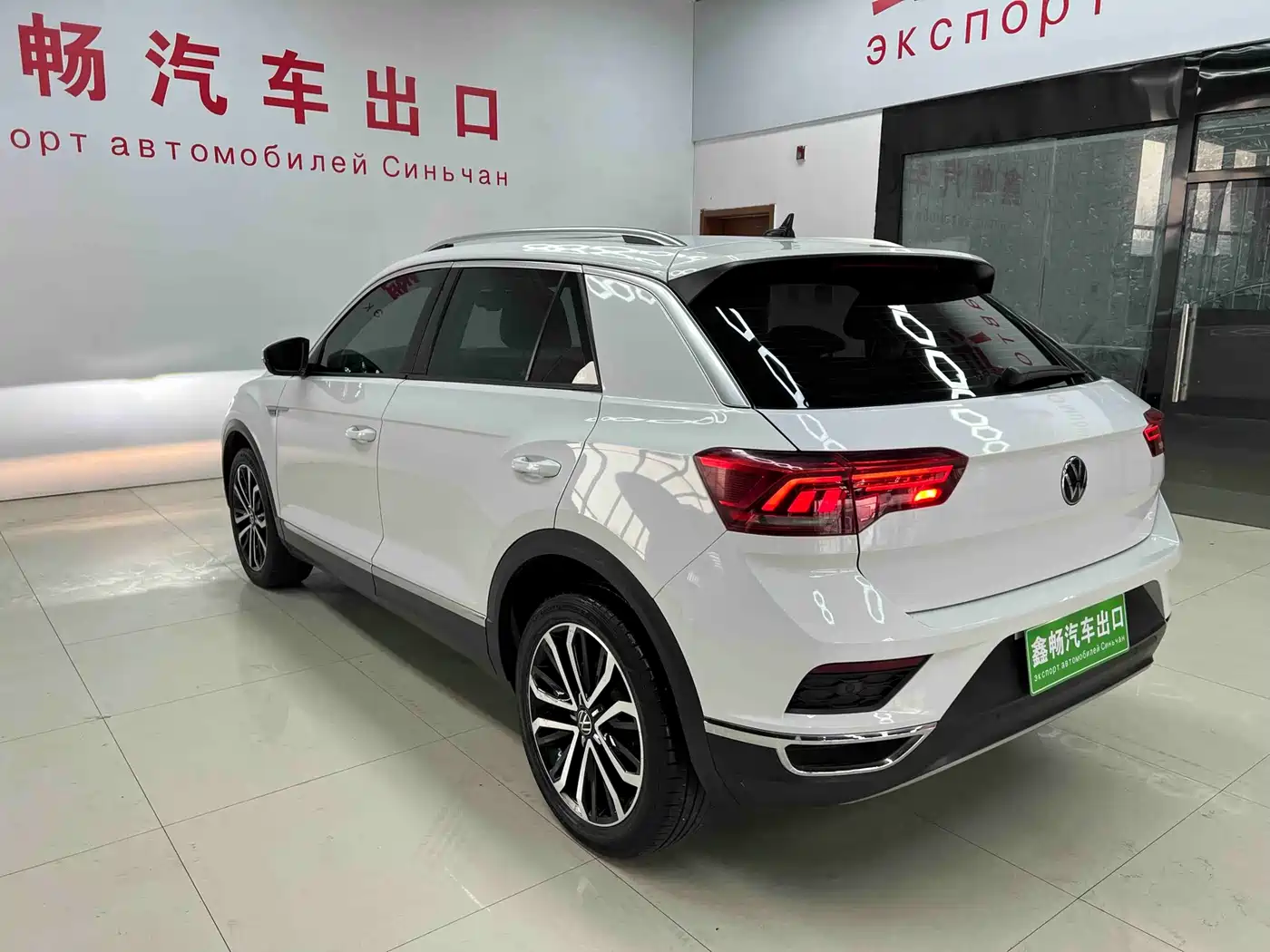Volkswagen T-ROC 2022 280TSI DSG 2WD Comfort PLUS фото 6